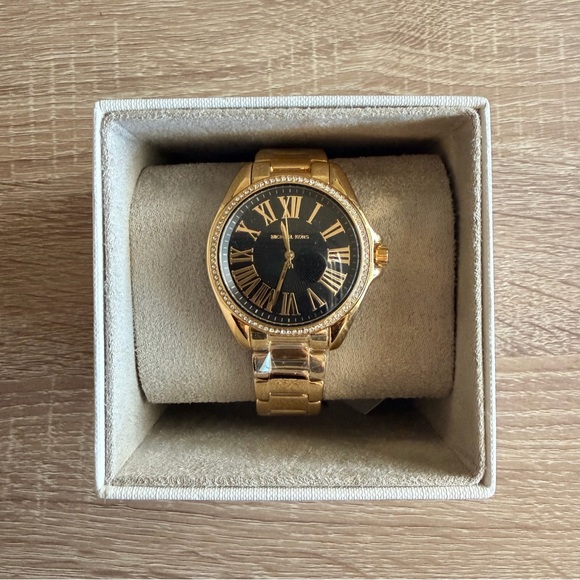 Michael Kors Accessories - New Michael Kors Gold Bracelet Watch mk4852